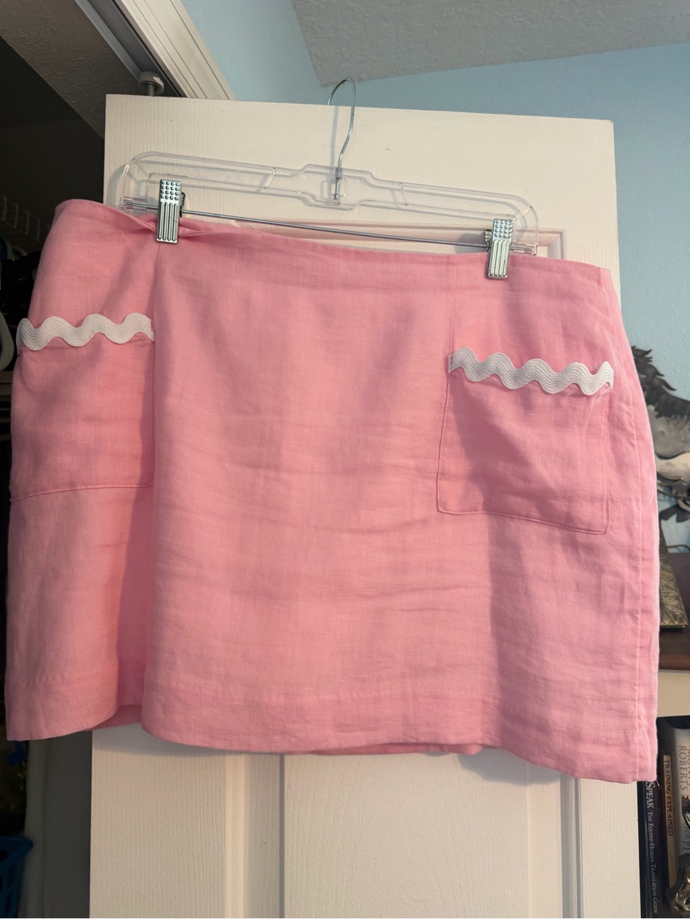 Lilly Pulitzer Pink linen Mini Skort with White Ric Rac Trim